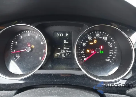 2016 Volkswagen Jetta 1.8T Sport from USA, damaged, VIN 3VWD17AJXGM332661